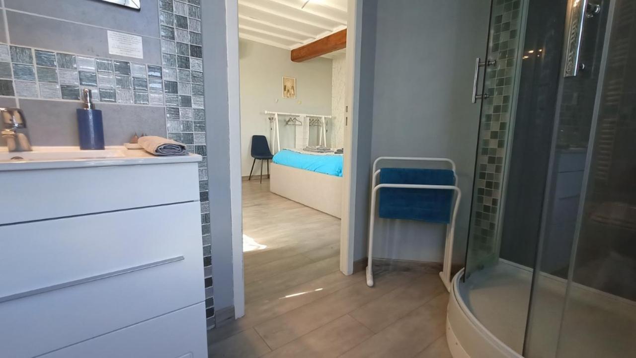 Chambres D'Hotes La Dame Fines Puybegon Exterior photo