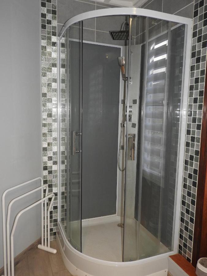 Chambres D'Hotes La Dame Fines Puybegon Exterior photo
